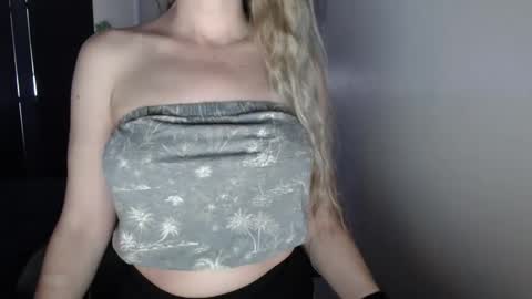 LoVe On  online show from February 2026 11:45:02 PM