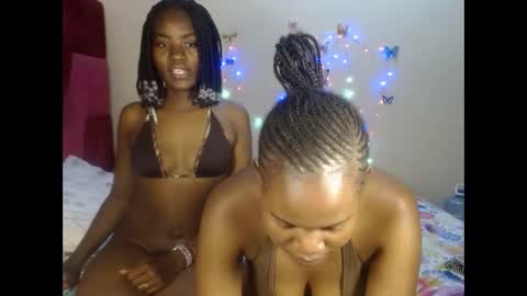 Snapshot of love_sparkle chatting on October 2025 03:45:01 PM love_sparkle online show from October 2025 03:45:01 PM