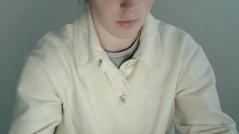 Vivian online show from November 2025 11:45:01 AM