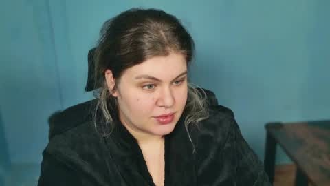 Snapshot of love_wiggy18 chatting on April 2026 07:25:02 AM Ally online show from April 2026 07:25:02 AM