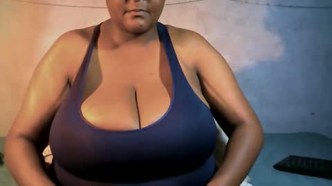 Snapshot of lovebesty chatting on June 2026 03:17:01 PM lovebesty online show from June 2026 03:17:01 PM