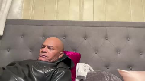 loved19 online show from January 2026 02:28:01 AM