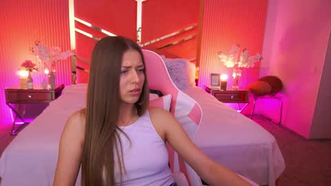 loveedove online show from April 2026 01:15:01 PM