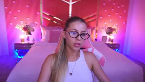 Snapshot of loveedove chatting on June 2026 12:02:01 PM loveedove online show from June 2026 12:02:01 PM