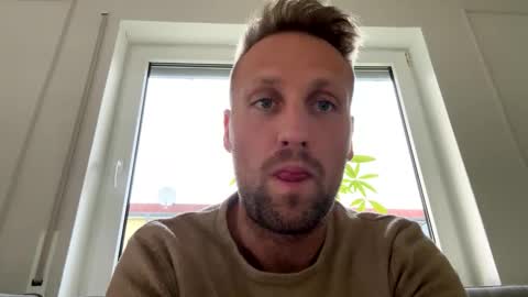 lovefuesse online show from October 2025 03:29:02 PM