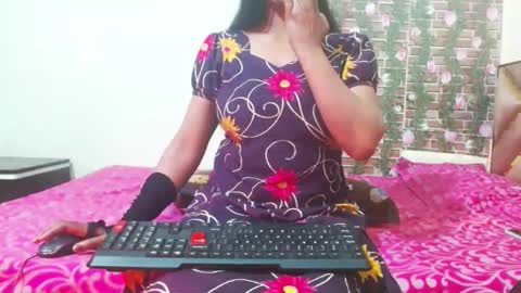 Snapshot of lovefunnitya chatting on January 2025 11:03:01 AM Divya online show from January 2025 11:03:01 AM