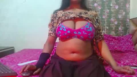 Snapshot of lovefunnitya chatting on February 2025 04:13:02 PM Divya online show from February 2025 04:13:02 PM