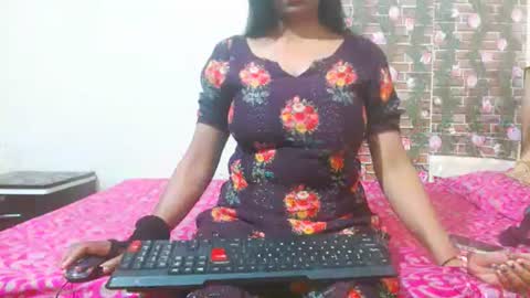Snapshot of lovefunnitya chatting on February 2025 08:58:01 AM Divya online show from February 2025 08:58:01 AM