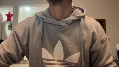 Loveisperfect online show from December 2025 07:31:02 PM