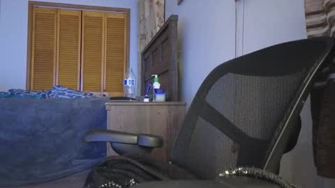 Amber online show from November 2025 05:39:02 AM