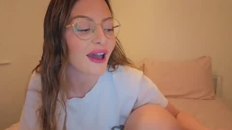 LoveLavender  online show from September 2025 06:23:02 PM