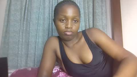 Snapshot of lovelbrownie chatting on October 2025 07:44:02 PM lovelbrownie online show from October 2025 07:44:02 PM