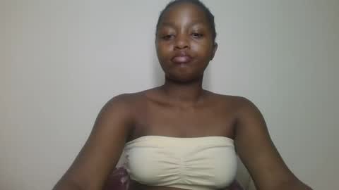 Snapshot of lovelbrownie chatting on July 2026 10:17:02 AM lovelbrownie online show from July 2026 10:17:02 AM