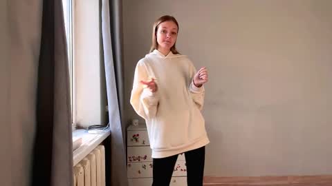 Ella online show from November 2025 06:08:01 AM