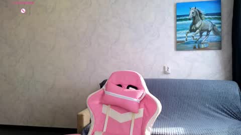 Molly online show from March 2026 09:05:01 AM