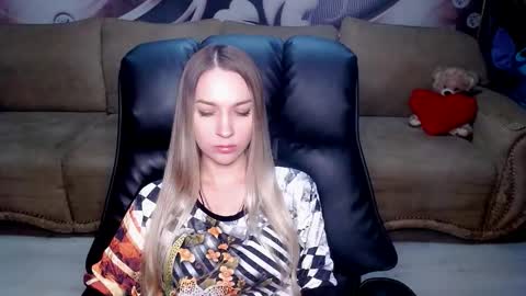 private open online show from November 2025 05:56:02 PM