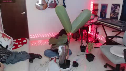 Cassie online show from October 2025 09:44:02 PM