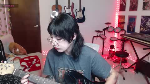 Cassie online show from October 2025 02:31:02 AM