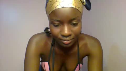 Snapshot of lovely_choco chatting on September 2025 09:27:01 PM Choco online show from September 2025 09:27:01 PM