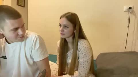 lovely_couple00 online show from March 2026 07:10:02 PM