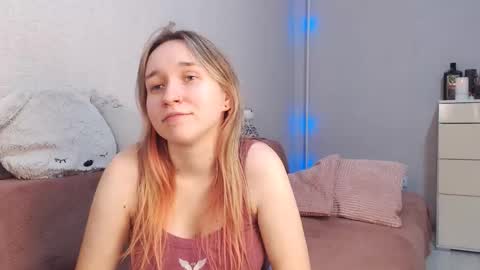 Lovely Hayley online show from December 2025 10:39:02 PM