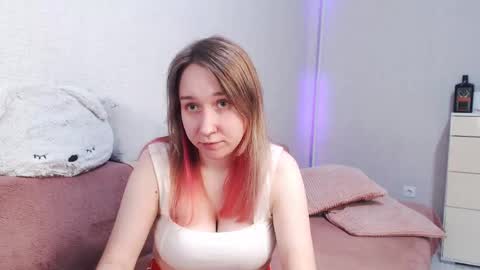 Snapshot of lovely_hayley chatting on June 2026 09:17:02 PM Lovely Hayley online show from June 2026 09:17:02 PM