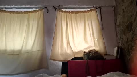 Maya online show from November 2025 03:54:01 PM