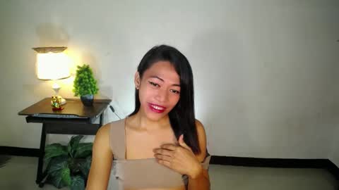 lovely_nathaliax online show from February 2025 05:23:02 PM