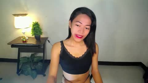 lovely_nathaliax online show from February 2025 02:22:02 AM