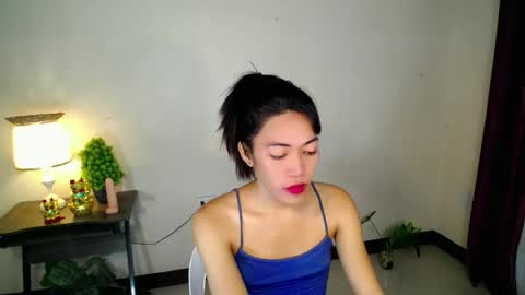 lovely_nathaliax online show from March 2025 02:30:02 AM