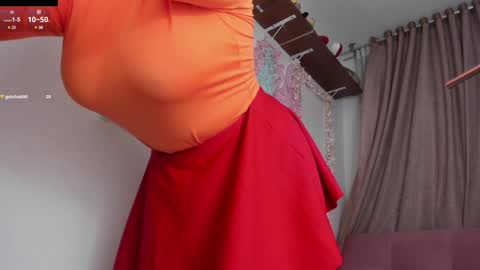 Snapshot of lovely_paris_01 chatting on January 2025 06:15:02 AM Paris Rose online show from January 2025 06:15:02 AM