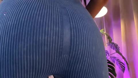    online show from October 2025 10:16:02 AM