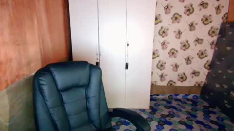 lovely_ricaxxx online show from October 2025 07:55:02 AM