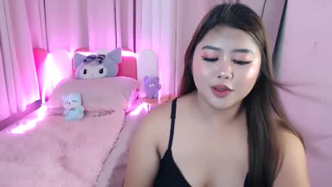 lovely_shine online show from March 2026 07:49:02 AM