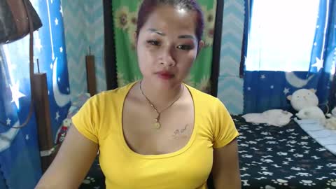 Snapshot of lovely_singlemom chatting on October 2025 10:54:02 PM ask me dear online show from October 2025 10:54:02 PM