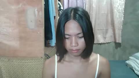 Snapshot of lovely_yvoneslutty chatting on January 2026 11:26:01 AM lovely_yvoneslutty online show from January 2026 11:26:01 AM