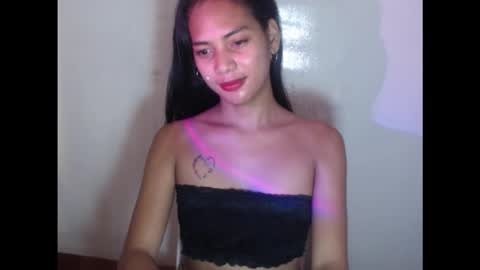 Carnilla online show from October 2025 03:18:01 AM