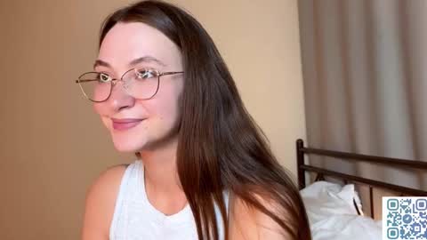 Solfiro online show from September 2025 08:35:01 PM