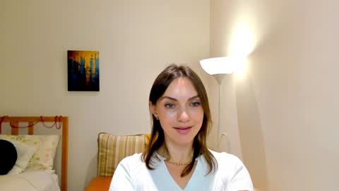 Mia online show from December 2024 02:43:02 PM