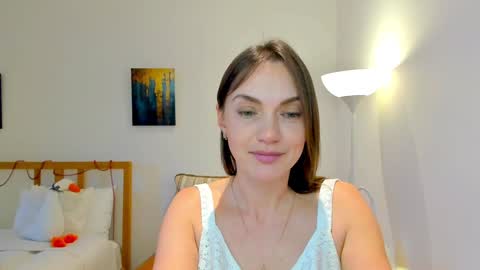 Mia online show from January 2025 12:57:02 PM