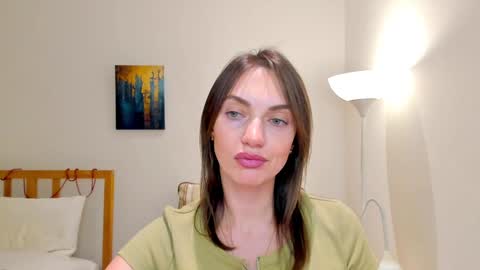 Mia online show from January 2025 05:37:01 PM