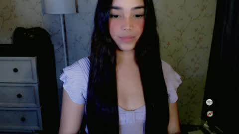 Snapshot of lovelylaiza chatting on June 2026 12:22:01 PM Cutie Laiza online show from June 2026 12:22:01 PM