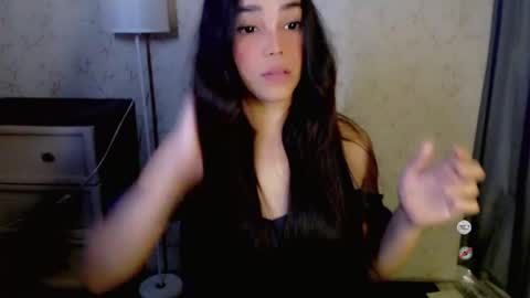 Snapshot of lovelylaiza chatting on July 2026 10:21:01 AM Cutie Laiza online show from July 2026 10:21:01 AM