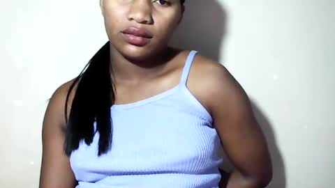 Snapshot of lovelylarra chatting on July 2026 06:37:02 AM lovelylarra online show from July 2026 06:37:02 AM
