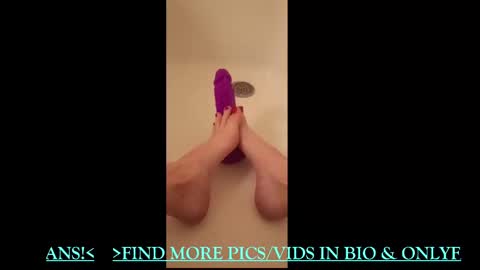 Snapshot of lovelylittlegoddess18 chatting on September 2025 05:14:02 PM Lovely online show from September 2025 05:14:02 PM