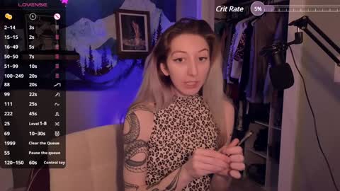 Snapshot of lovelylittlelucyy chatting on December 2024 10:18:01 PM lovelylittlelucyy online show from December 2024 10:18:01 PM