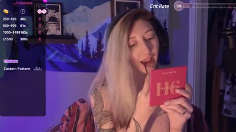 Snapshot of lovelylittlelucyy chatting on December 2024 08:10:02 PM lovelylittlelucyy online show from December 2024 08:10:02 PM