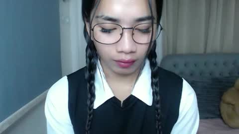 lovelymae18 online show from February 2026 01:34:01 AM