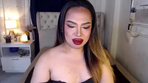 Rebeca online show from January 2025 05:01:01 PM