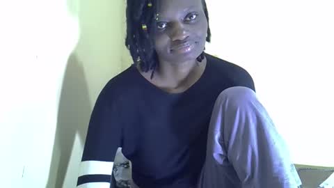lovelymee2 online show from October 2025 06:41:02 PM